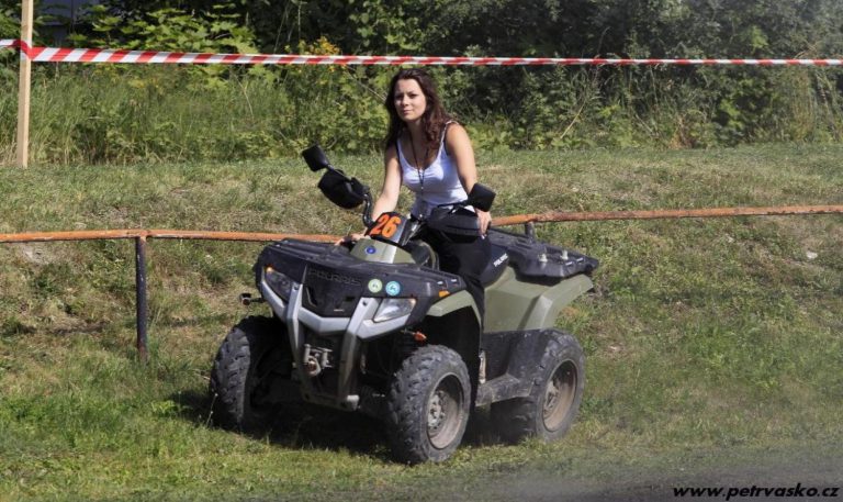 Hledáte tip na víkend? Zajeďte na čtyřkolky do Cítova!