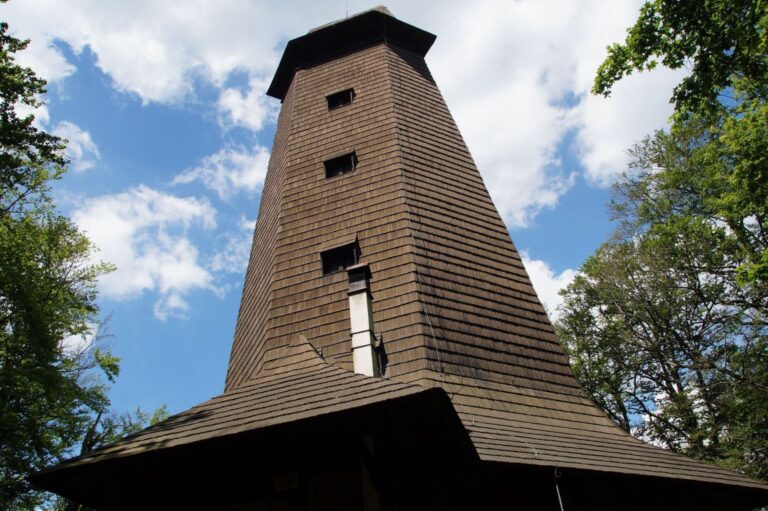 Tipy na výlet: tajemná místa, prohlídka ZOO s průvodcem i pamětihodnosti Tipy na výlet: tajemná místa, prohlídka ZOO s průvodcem i pamětihodnosti