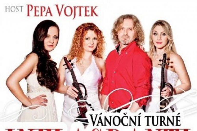 INFLAGRANTI vyrazí na vánoční turné s Pepou Vojtkem