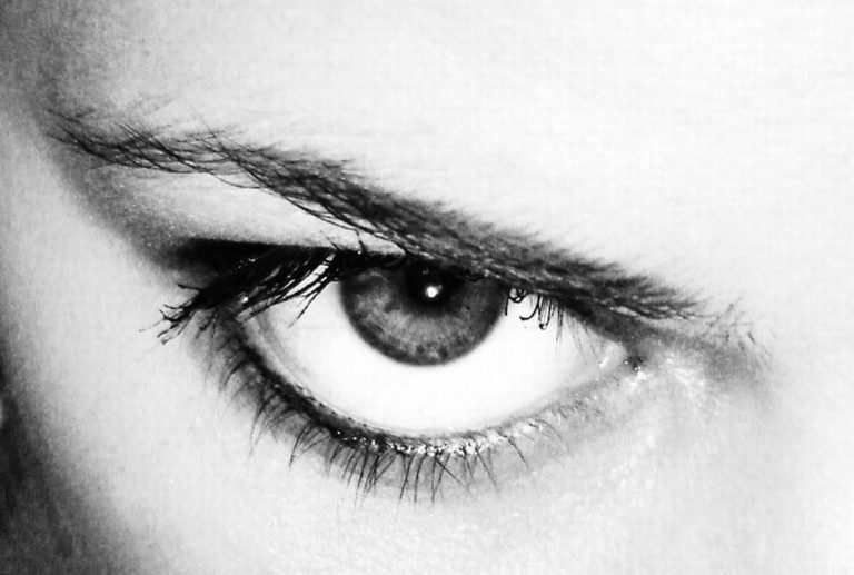 Jak upravovat obočí