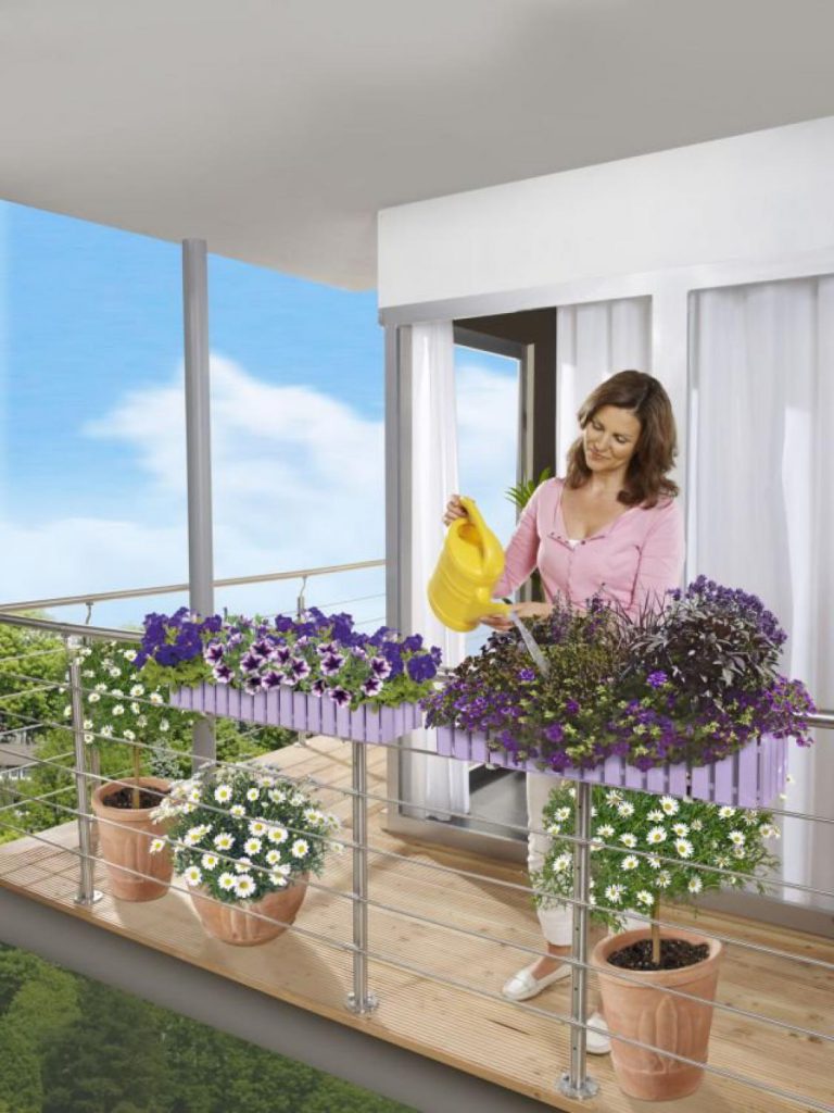 Rozkvetlé balkony: připravte je na novou sezonu Rozkvetlé balkony: připravte je na novou sezonu