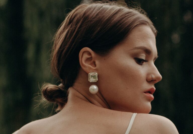 Náušnice a tvar obličeje: co vám bude nejlépe sedět Náušnice a tvar obličeje: co vám bude nejlépe sedět