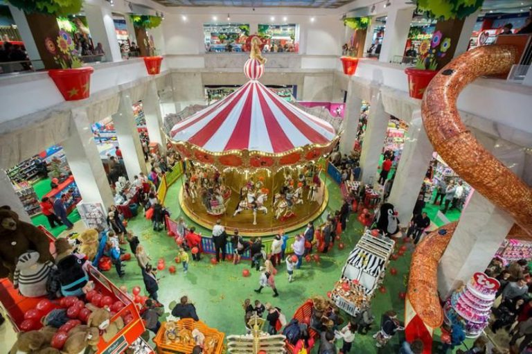 Hračkářství Hamleys zve všechny děti 30. 6. nejen za sladkou zábavou