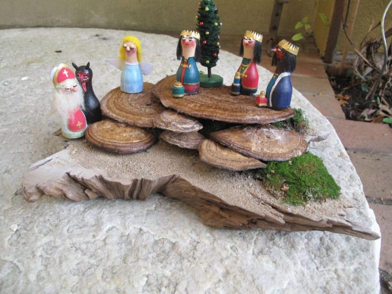 Výstava miniaturních vánočních dekorací