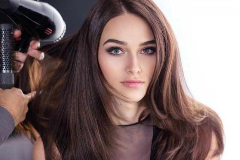 Jak na poškozené vlasy Keratin: posílí vlasy a chrání je před vlivy vnějšího prostředí