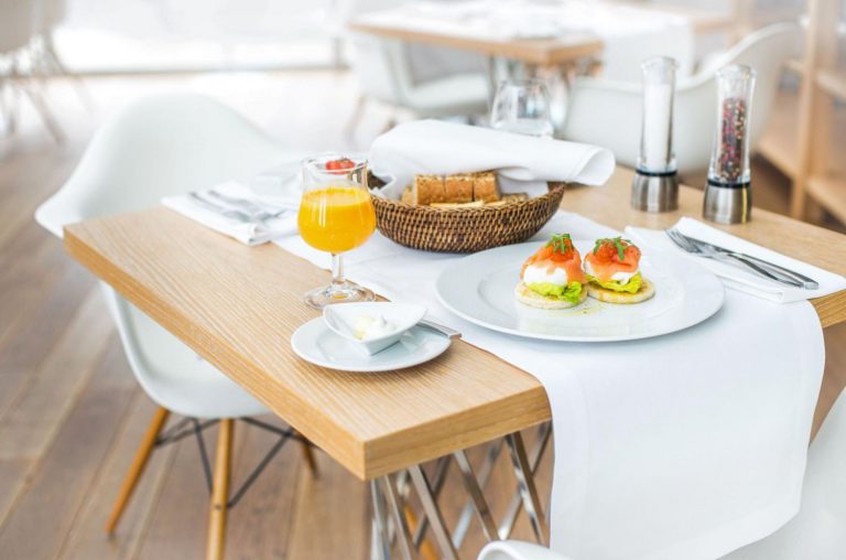 Fit menu v Sokolovně Průhonice