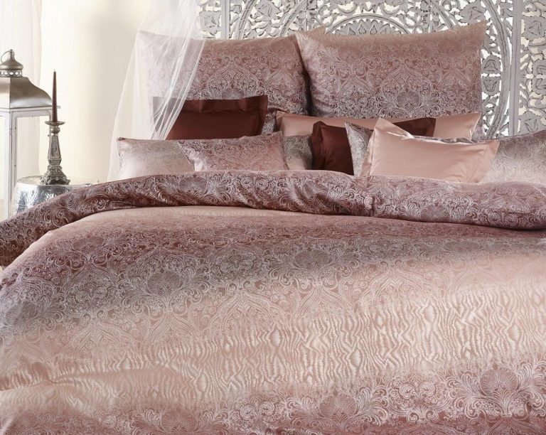 Je čas se zachumlat. Jaký materiál luxusního povlečení je pro vás ten pravý?