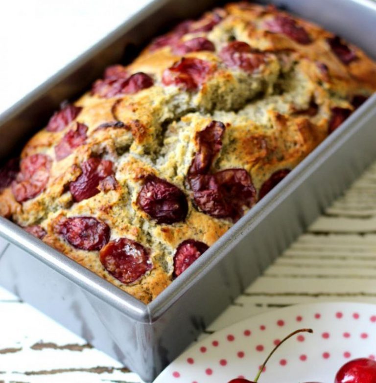 Makovo – třešňový chlebíček Makovo - třešňový chlebíček