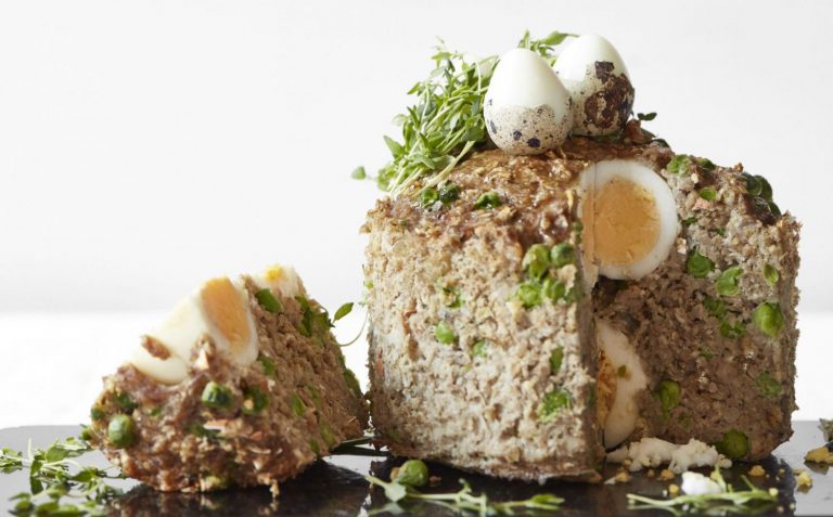 Velikonoce s pejskem: recept na masový nákyp pro pejsky i jejich páníčky