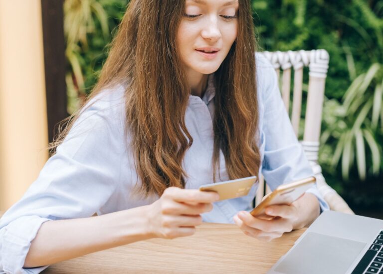 Zneužití platební karty: jak mu předcházet Zneužití platební karty: jak mu předcházet