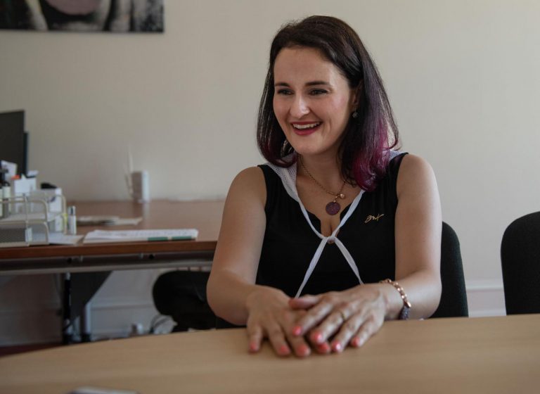 Micelární vody, silikony, parabeny, přírodní kosmetika. Co nám prozradila hodnotitelka bezpečnosti kosmetiky Lenka Průšová