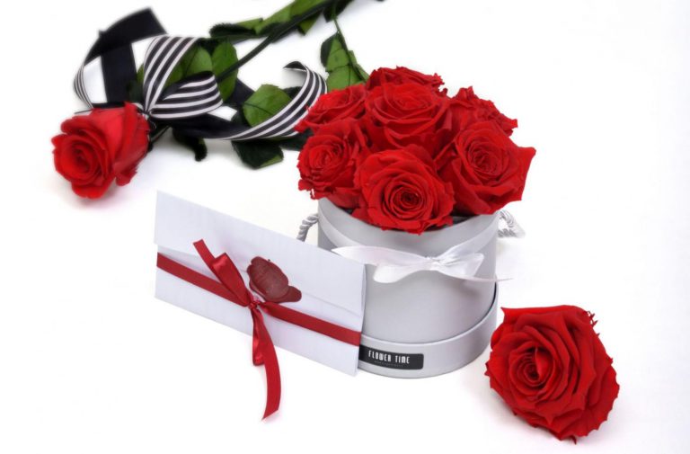 Valentýnská květina ze stabilizovaných květin: vydrží i rok