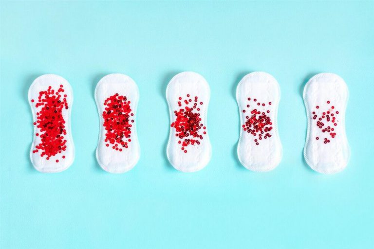 Co o zdraví ženy napoví barva menstruační krve