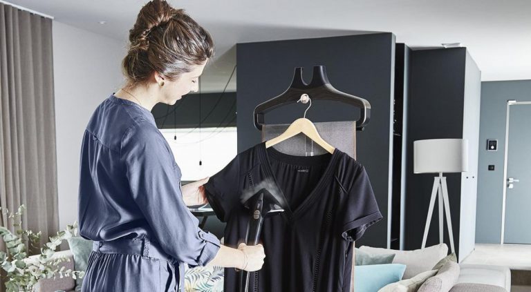 Redakční testování: vertikální napařovač oděvů Tefal Pro Style Care Mon Parfum