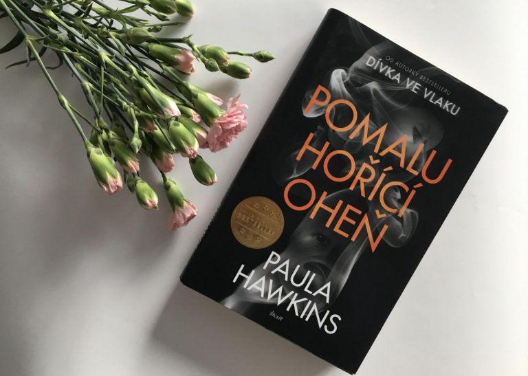 Knižní novinka: Paula Hawkins – Pomalu hořící oheň