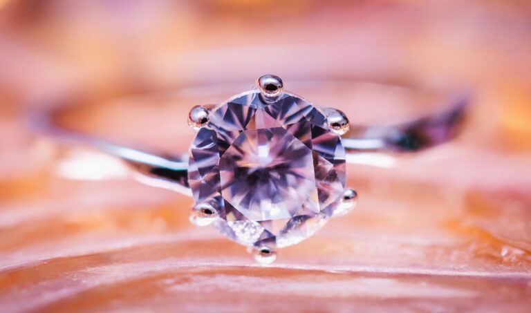 Jaký kámen na prsten, když nechcete diamant? Jaký kámen na prsten, když nechcete diamant?