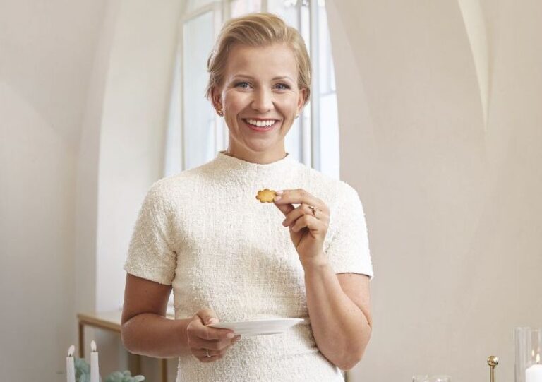 Recenze knihy: Iveta Fabešová – Vše sváteční Recenze knihy: Iveta Fabešová – Vše sváteční