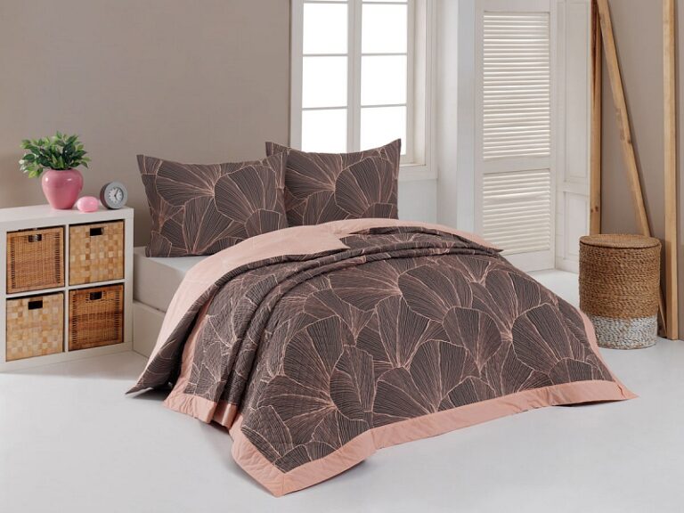 Chcete mít vždy dokonale ustláno? Vyhrajte moderní přehoz Chcete mít vždy dokonale ustláno? Vyhrajte moderní přehoz