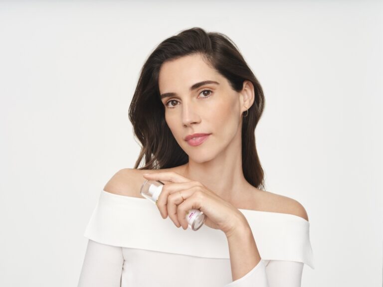 Vaši spojenci pro boj proti pigmentovým skvrnám Vaši spojenci pro boj proti pigmentovým skvrnám