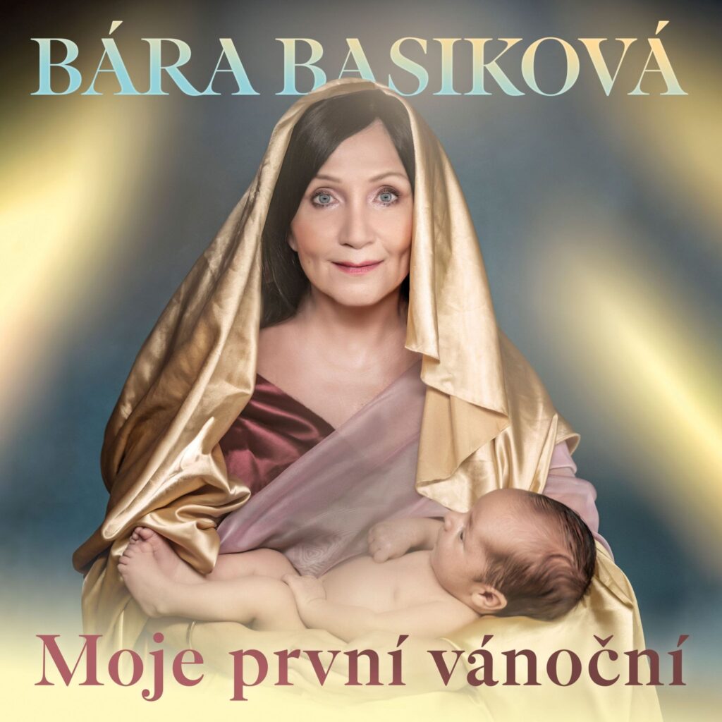 Bára Basikové Moje první vánoční