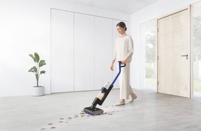 Předvánoční úklid bez stresu: Tipy a triky pro zářivý domov