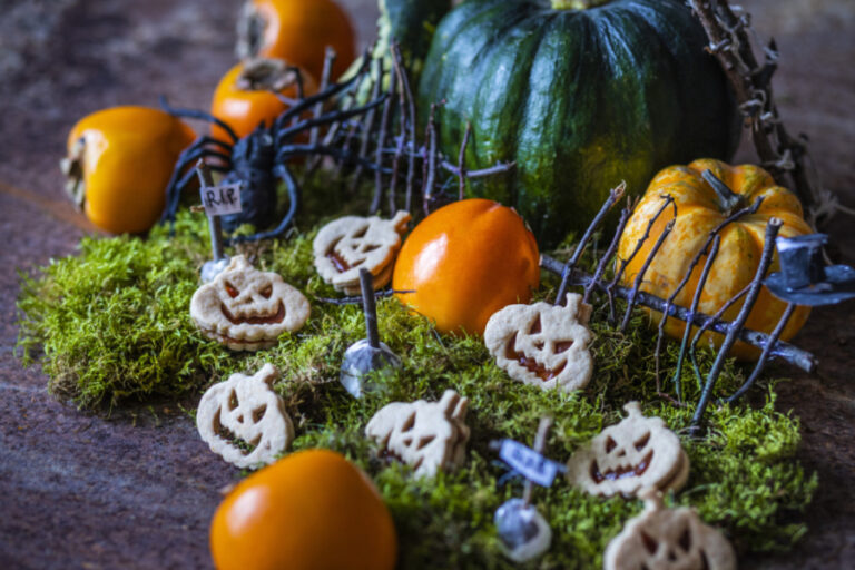 Haloweenský recept: Sušenkové dýně s kořeněnou náplní z kaki