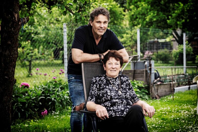 Jaromír Jágr představuje vlastní biografii JÁ68 Jaromír Jágr představuje vlastní biografii JÁ68