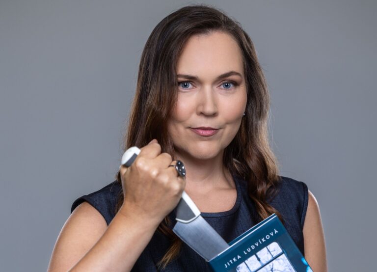 Jitka Ludvíková: detektivky jsou mojí srdcovkou Jitka Ludvíková: detektivky jsou mojí srdcovkou