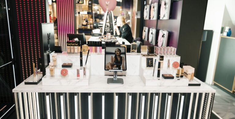 YSL Beauty Club znovu září YSL Beauty Club znovu září