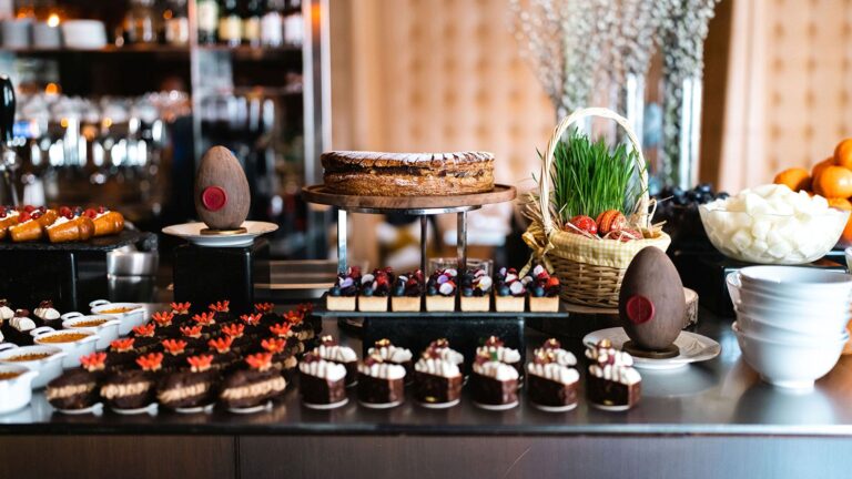 Velikonoce s podpisem Four Seasons: jaro, tradice a elegantní brunch
