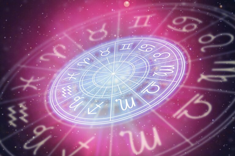 Velký horoskop na květen 2026: Býci se zaměří na své vztahy, Váhy projdou hlubokými emocemi