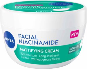 NIVEA Facial Mattifying: Matující pleťový krém s niacinamidem Foto : Nivea